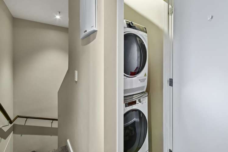 1019/41 Beach Road Auckland Central_9