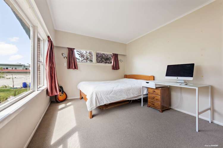 302 Blockhouse Bay Road Avondale_16