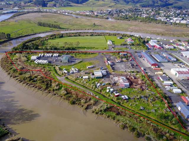 Yard A/109 - 111 Mill Road. Helensville_2