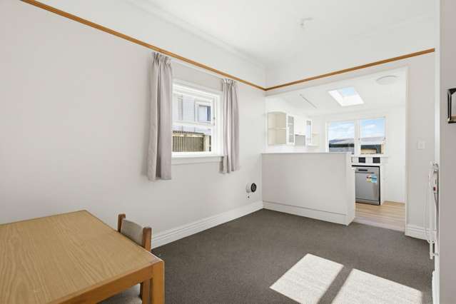 111 Queens Drive Lyall Bay_4