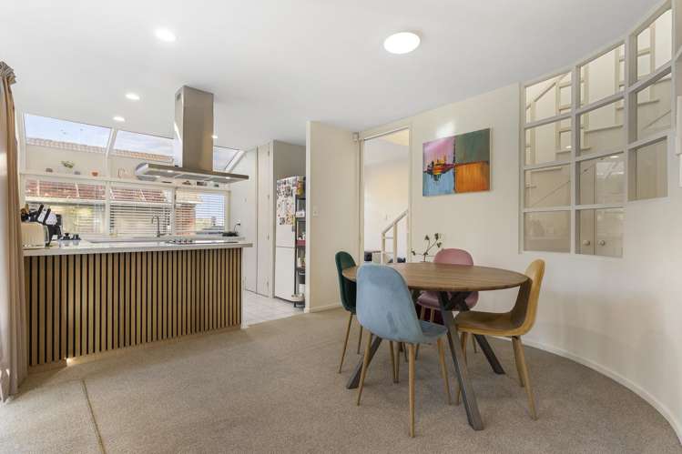 38 & 38A Te Arawa Street Orakei_17