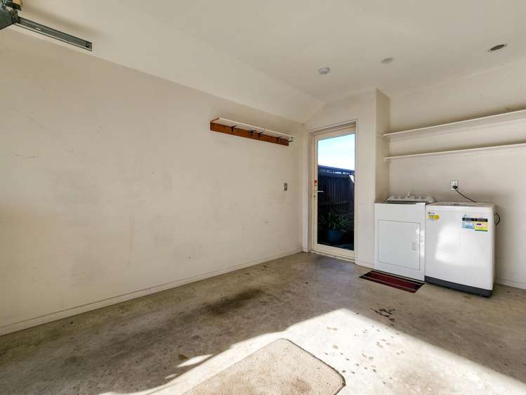 16a Voss Street Shirley_8