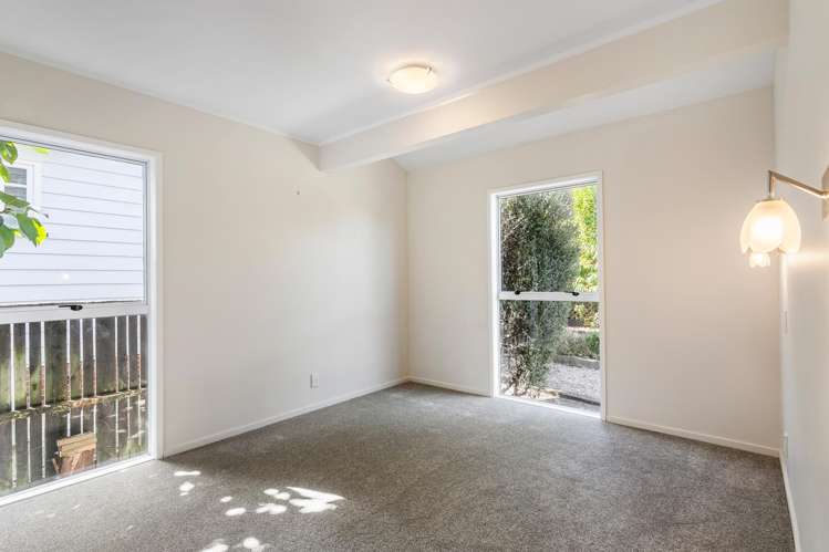 6/110 Norman Lesser Drive Saint Johns_11