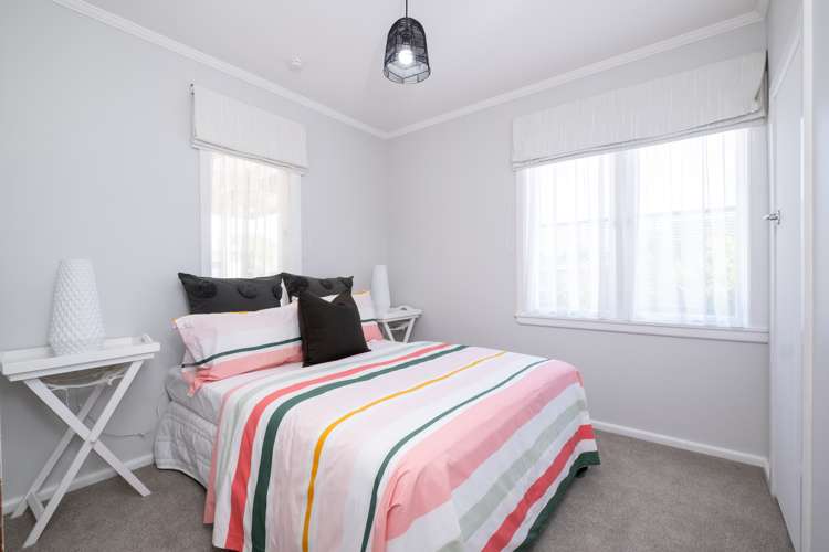 16 Tucker Lane Clive_9