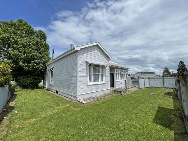 8 Denmark Street Dannevirke_1