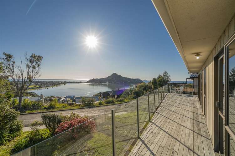 1 Pine Grove Tairua_20