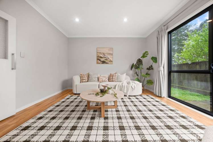 324A Royal Road Massey_10
