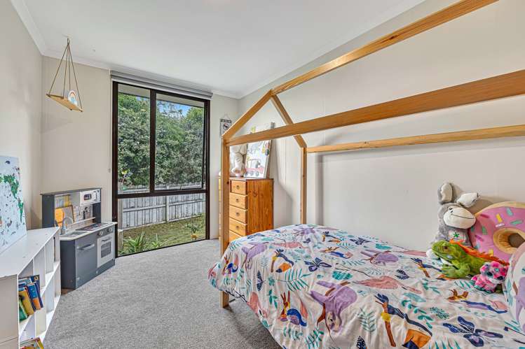 2/11 Leonard Road Mount Wellington_11