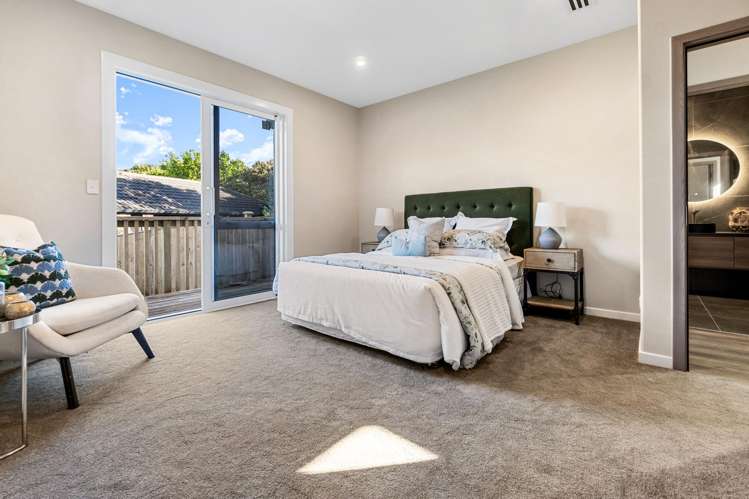 9C Olwyn Place Greenhithe_7