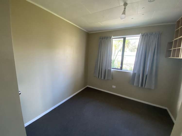 3b Ronald Avenue Glenbrook_4