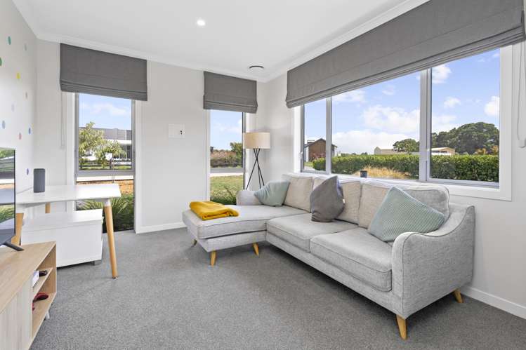 39 Mike Smith Drive Cambridge_20