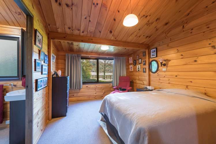 141 Teapot Valley Road Brightwater_11