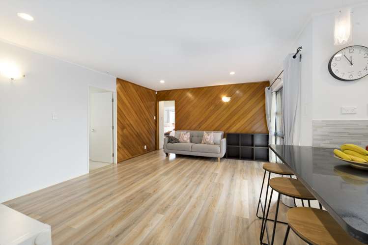 14 Rhinevale Close Henderson_17