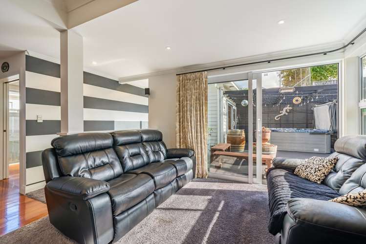 6 Monaghan Avenue Karori_8