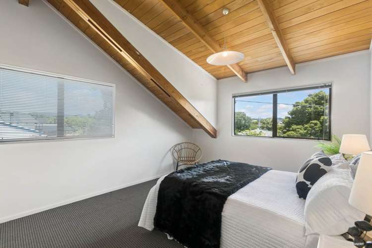 2/324 Swanson Road Henderson_11