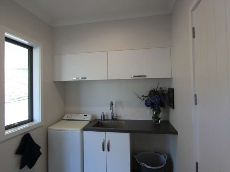 2369 Middle Road Poukawa_18