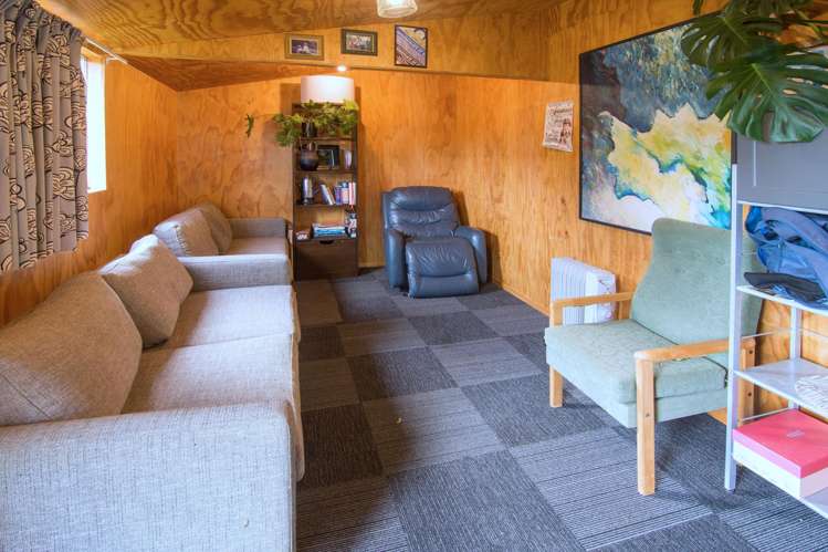 27 Masters Crescent Masterton_13