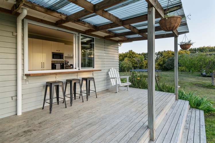 1030 Maniatutu Road_5