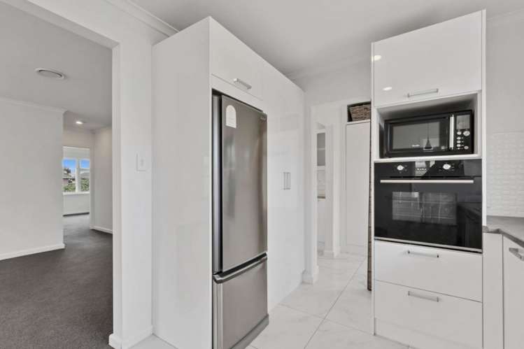 35 Basingstoke Street Aranui_2