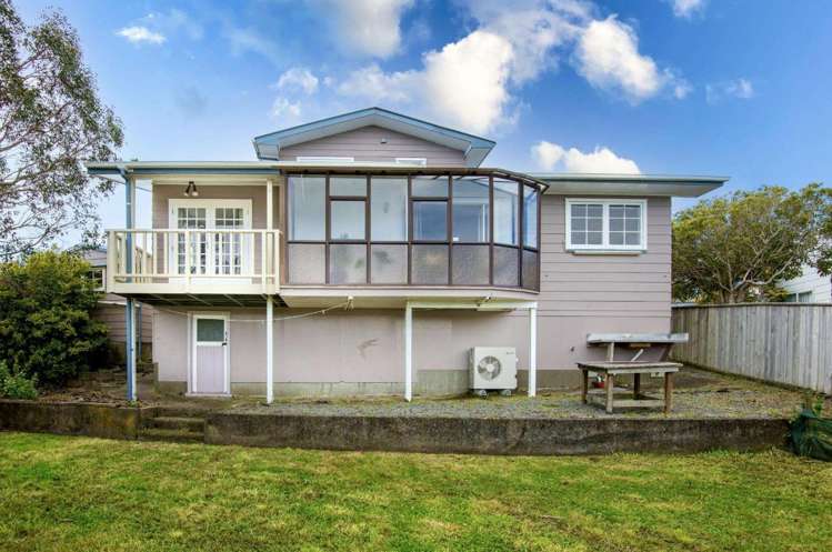 35 Outram Grove Kelson_15