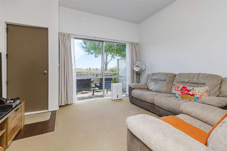 61/7 Kelvin Hart Drive East Tamaki_8