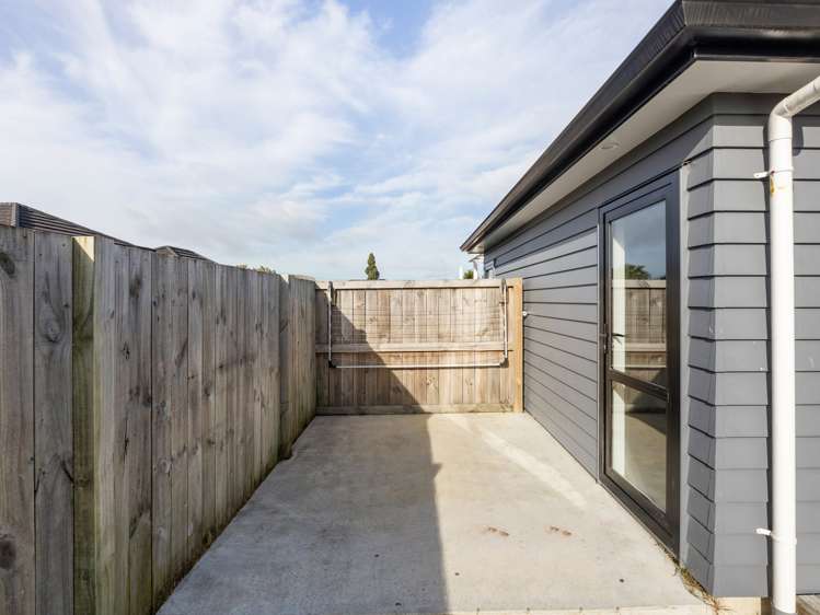 7/126 Rifle Range Road Dinsdale_4