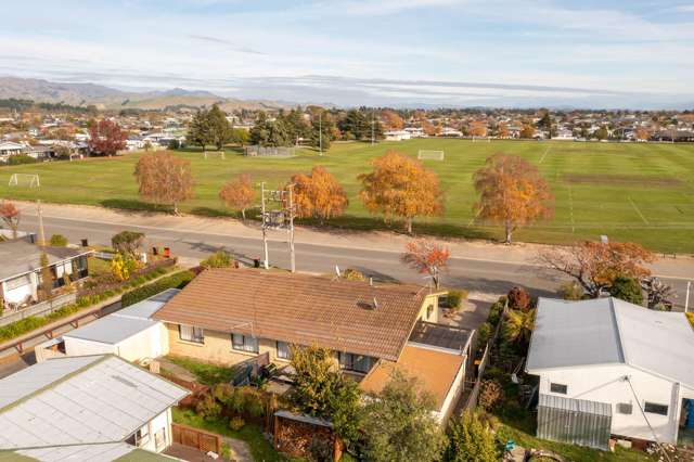 Parkside Oasis - Oh, the Views