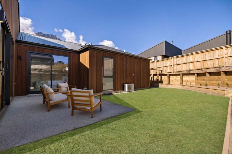 5 Southdown Road Jacks Point_25