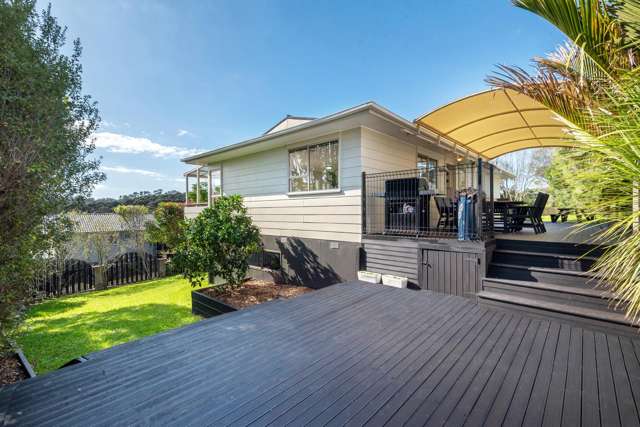 Contemporary Comfort & Outdoor Bliss