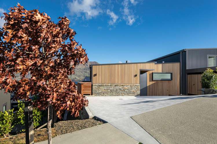2/87 Mills Road Wanaka_23