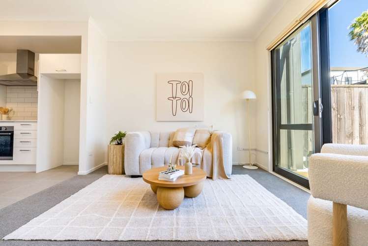 5 Tuhono Lane Northcote_24