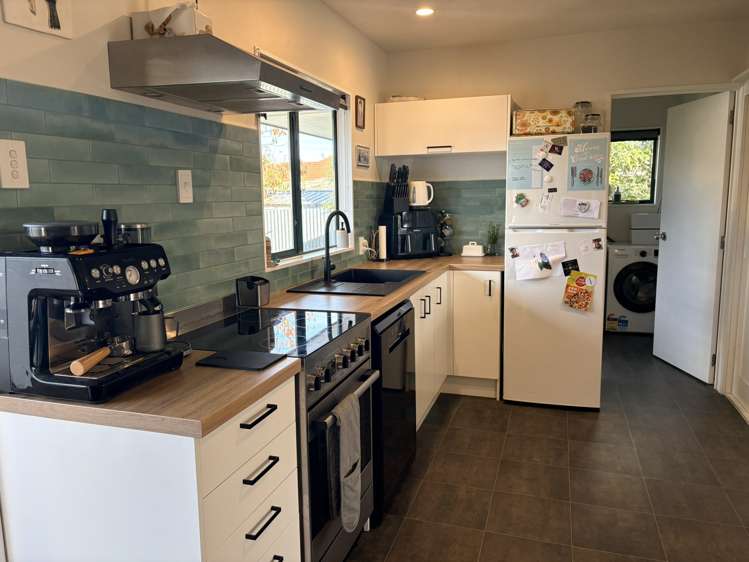 19A Kaplan Avenue Islington_1
