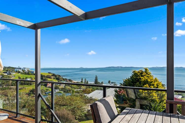 37 Seaview Road Cable Bay_25