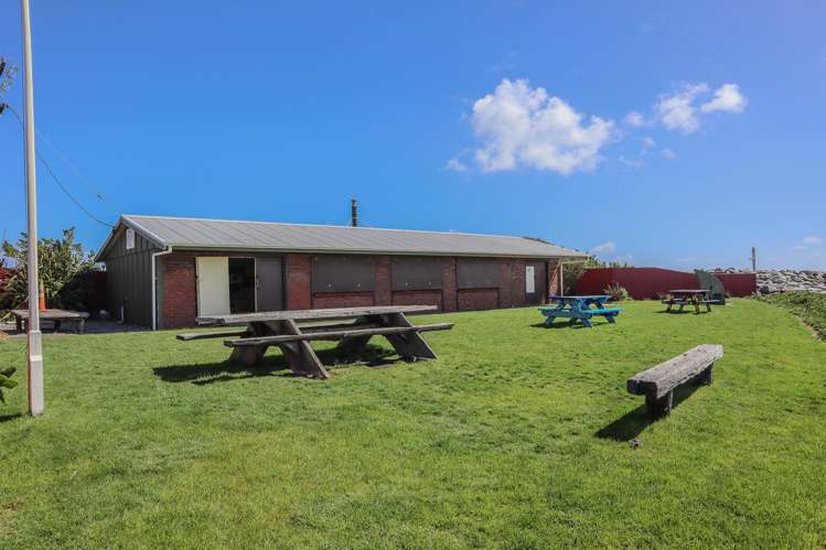 23 Nelson Quay Cobden_37