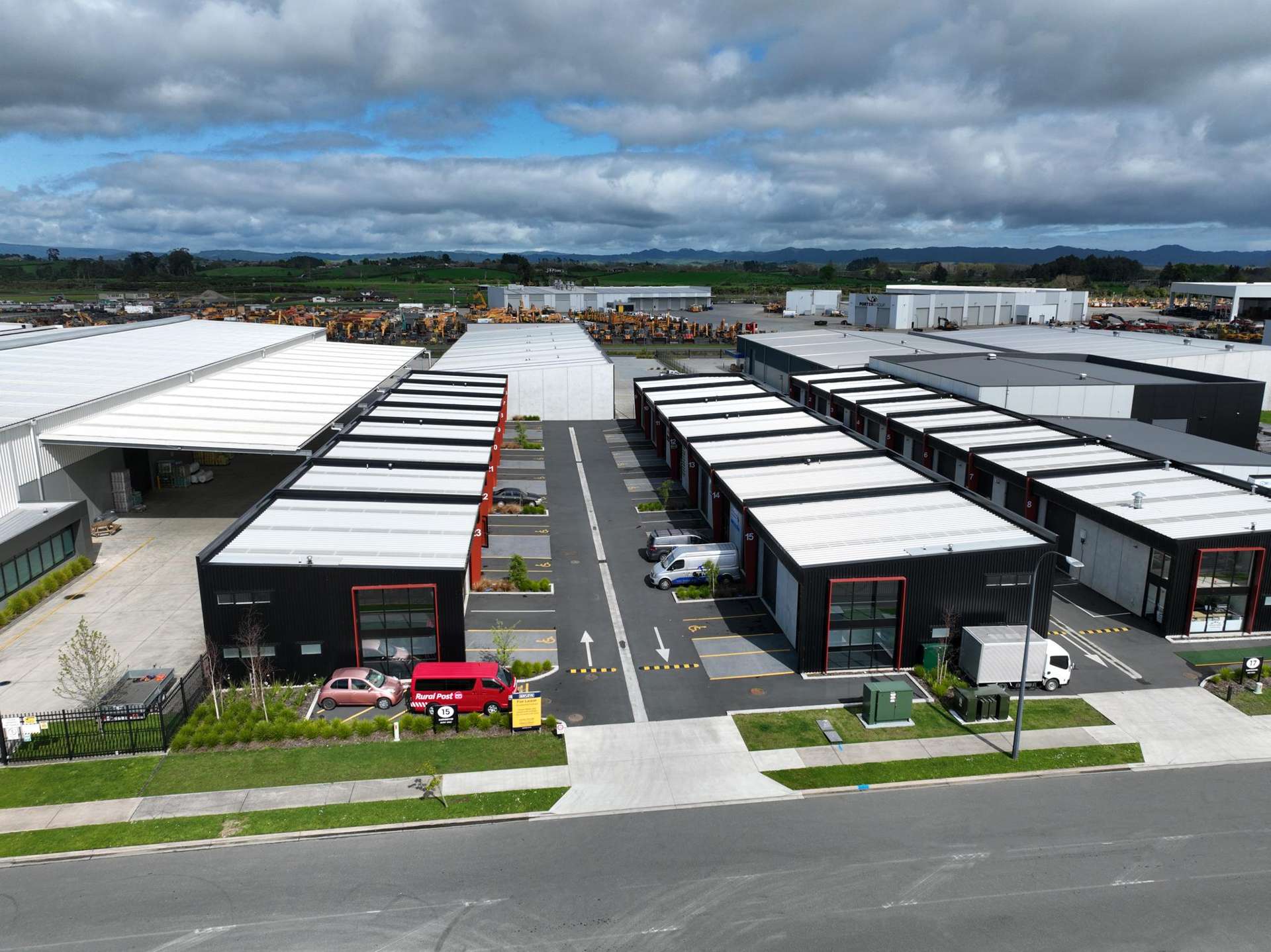 Unit 1/15-17 Earthmover Crescent Te Rapa_0