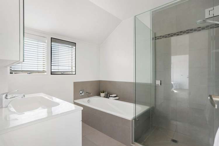 2/97 Long Drive St Heliers_15