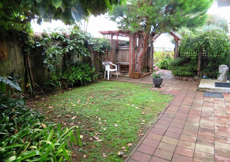 201 Burke Street Thames_15