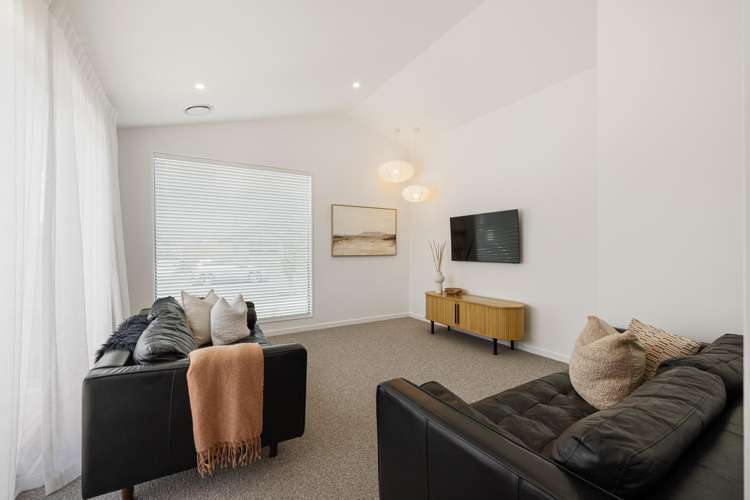 57 Ebenezer Drive Lincoln_11