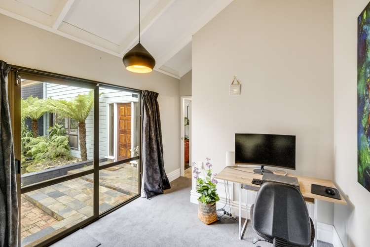 8 Park Road Greenmeadows_17