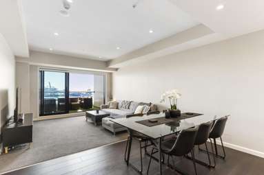 1208/47 Beach Road_3