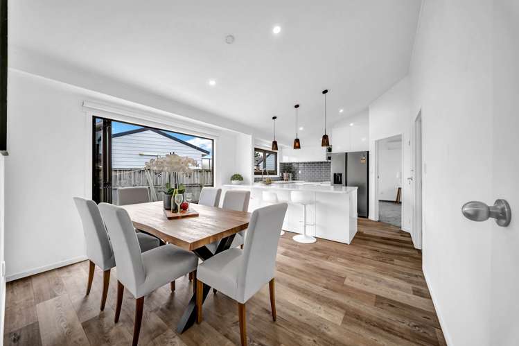 2/146 Buckland Road_2