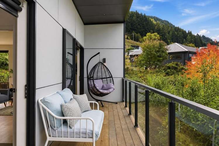 5C Aspen Grove Fernhill/Sunshine Bay_39