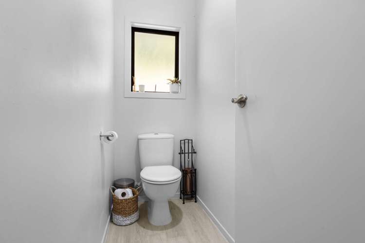 7 Waterloo Place Westown_14