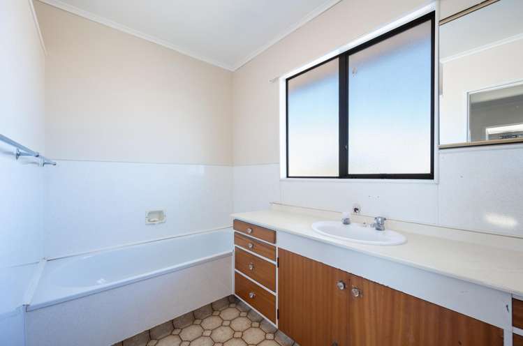 14 Lichfield Street Stoke_12