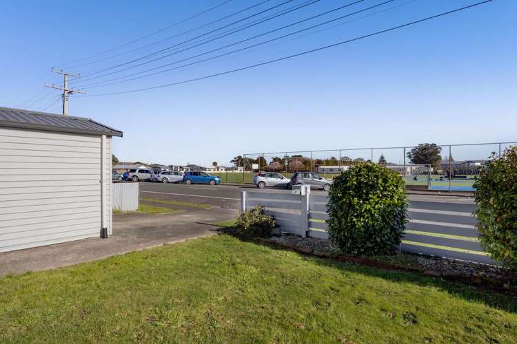 76 Disraeli Street Hawera_12