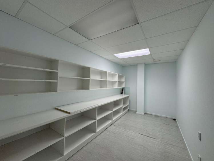 Unit C, 16 Sheffield Crescent Burnside_12