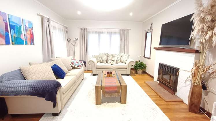 6 Walker Crescent_0