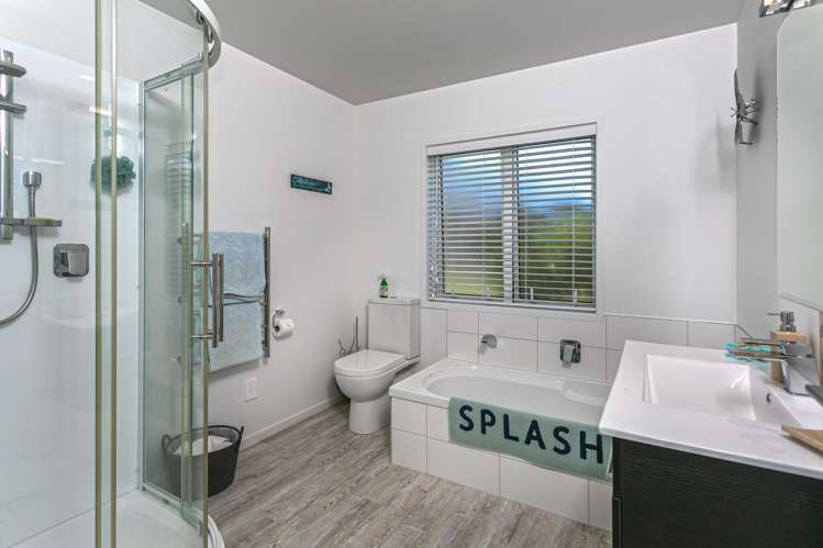 88 Kowhai Drive Te Kouma_9
