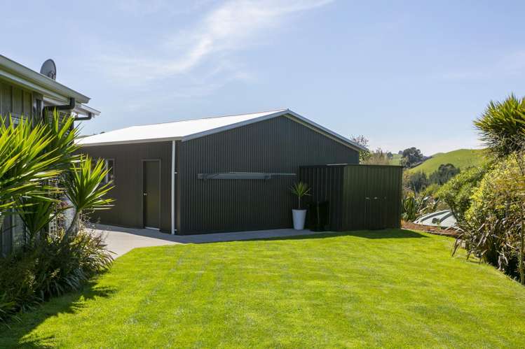 550 Whangamata Road Kinloch_19