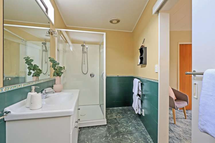 37 Anderson Road Taradale_14